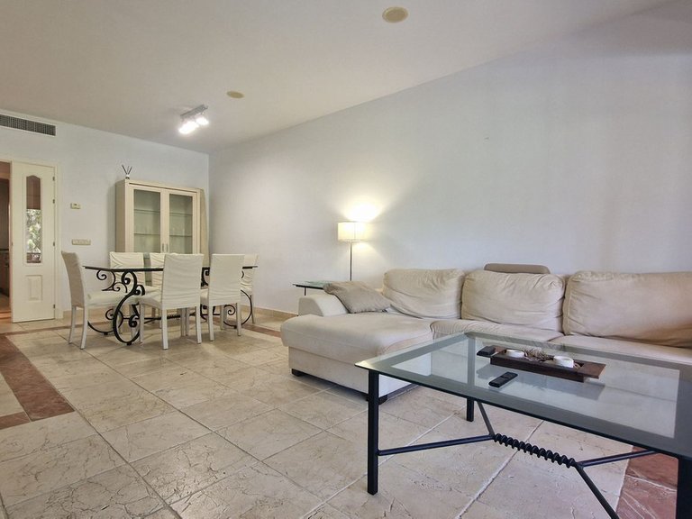 Apartment for Rent in Estepona, Malaga 7