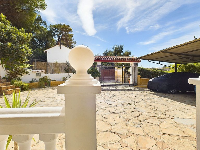 Villa for  in Estepona, Malaga 4