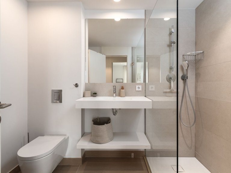 Apartment for Sale in Fuengirola, Malaga 11