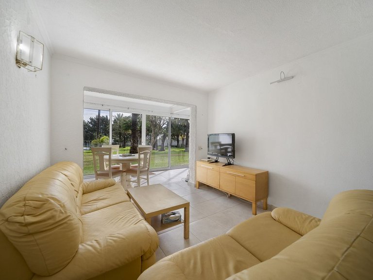 Apartment for Sale in Costa del Sol, Benalmadena Costa, Malaga 4