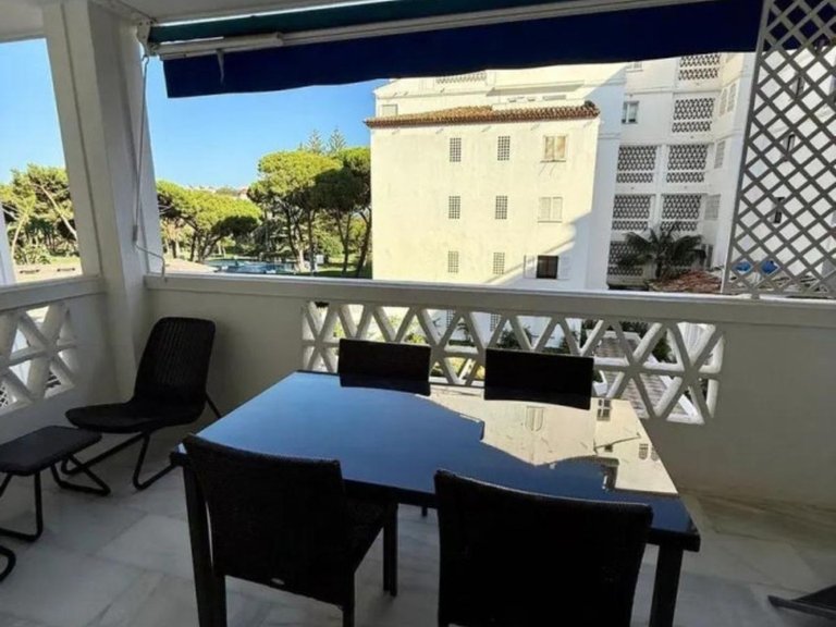 Apartment for Sale in Puerto Banús, Malaga 1