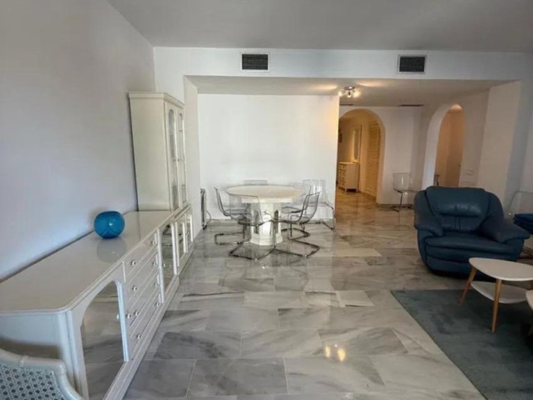 Apartment for Sale in Puerto Banús, Malaga 22