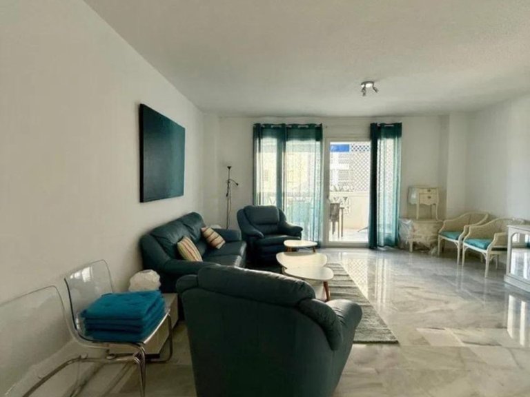 Apartment for Sale in Puerto Banús, Malaga 3