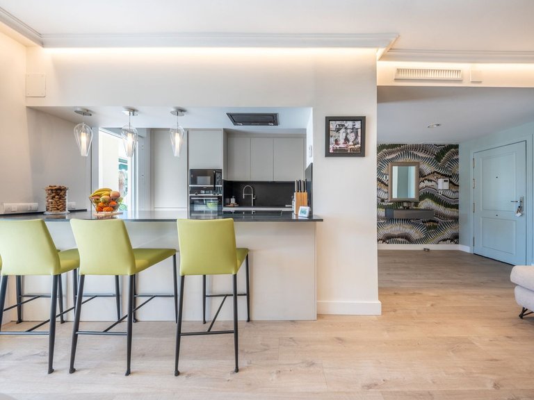 Apartment for Sale in Nueva Andalucía, Malaga 3