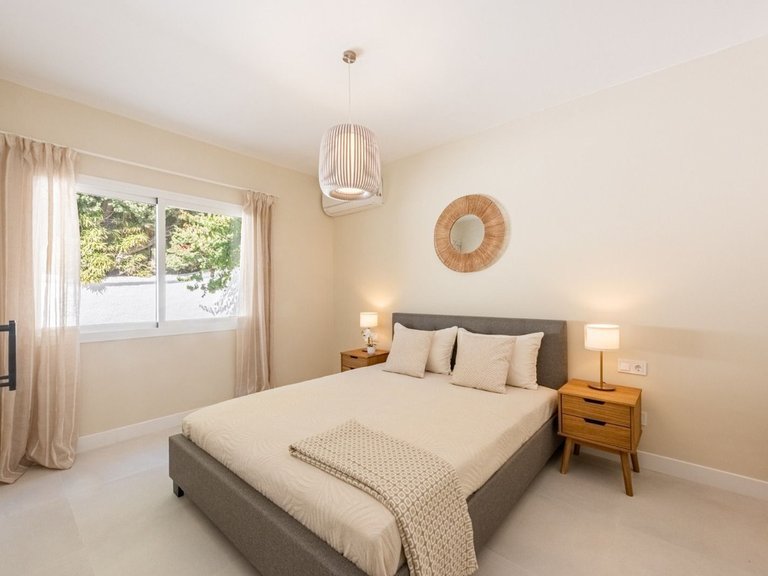 Apartment for Sale in Costa del Sol, San Pedro De Alcántara, Malaga 11