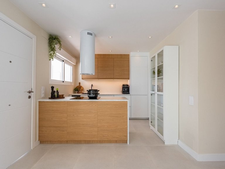 Apartment for Sale in Costa del Sol, San Pedro De Alcántara, Malaga 7