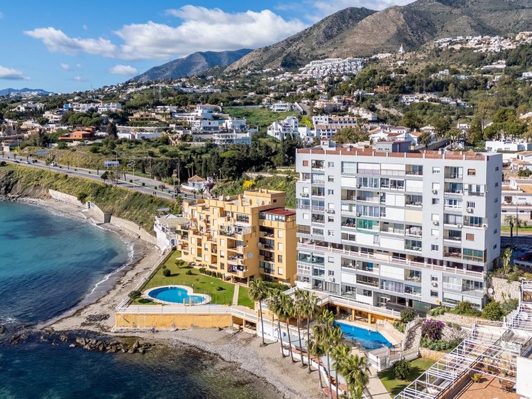 Apartment for Sale in Benalmadena Costa, Malaga 14