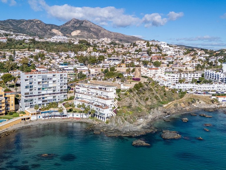 Apartment for Sale in Benalmadena Costa, Malaga 15