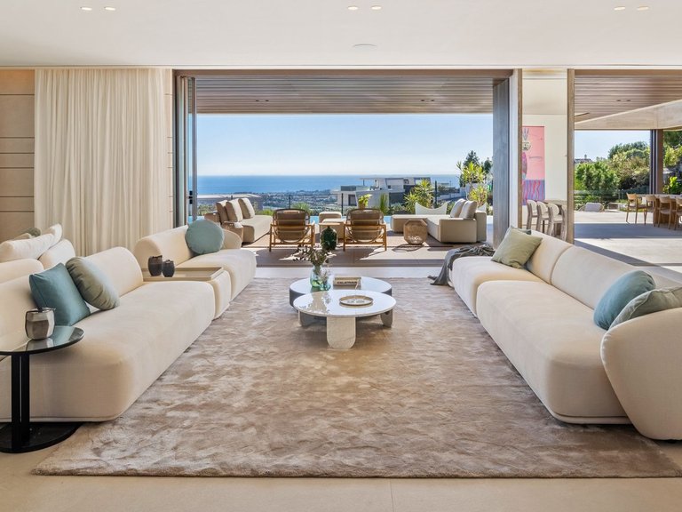 Villa for Sale in Benahavís, Malaga 12