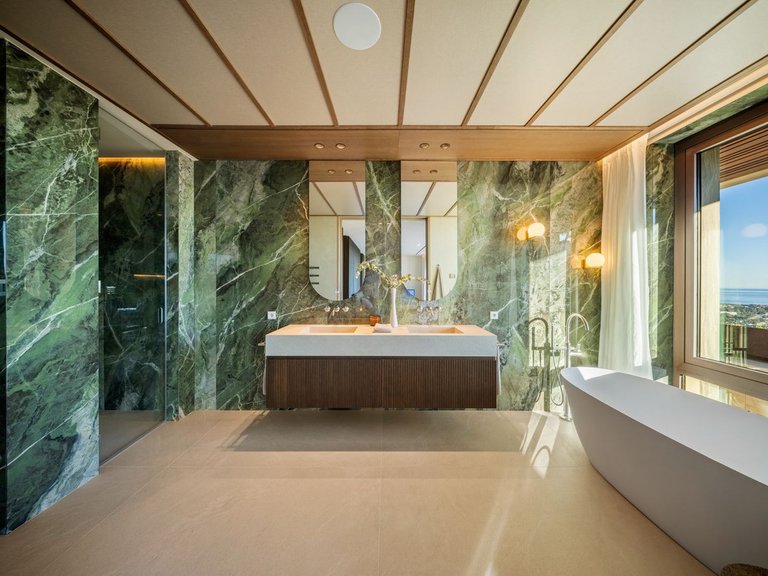 Villa for Sale in Benahavís, Malaga 17