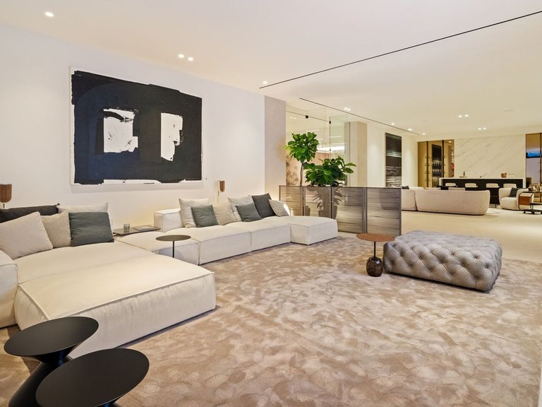 Villa for Sale in Benahavís, Malaga 25