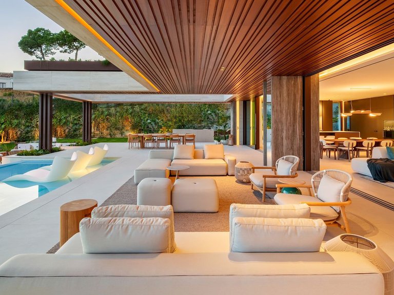 Villa for Sale in Benahavís, Malaga 41