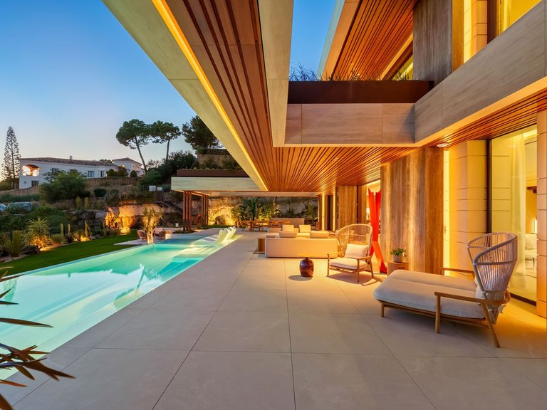 Villa for Sale in Benahavís, Malaga 47