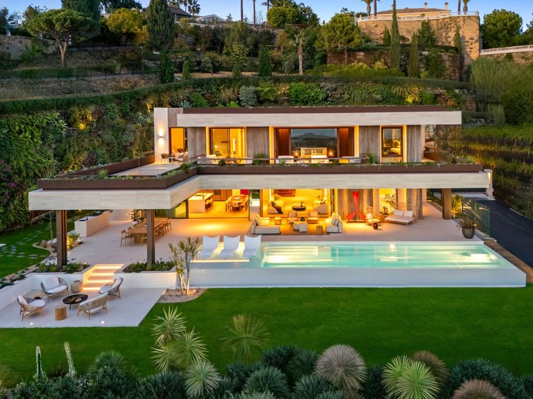 Villa for Sale in Benahavís, Malaga 48