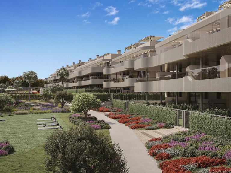 Apartment for Sale in El Paraiso, Malaga 17
