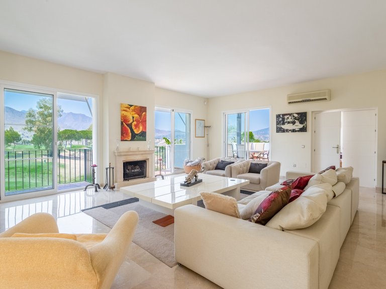 Villa for Sale in La Cala Golf, Malaga 4