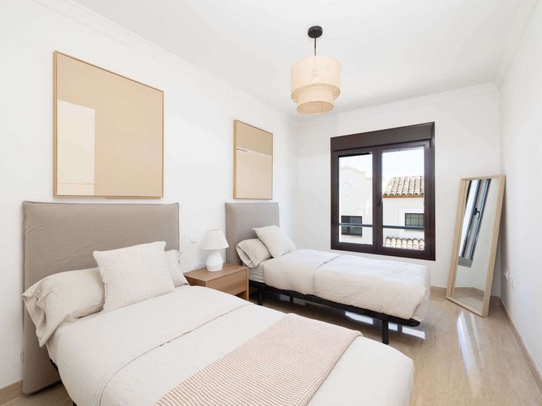 Town House for Sale in Estepona, Malaga 9