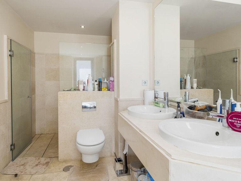 Apartment for Sale in Los Flamingos, Malaga 13