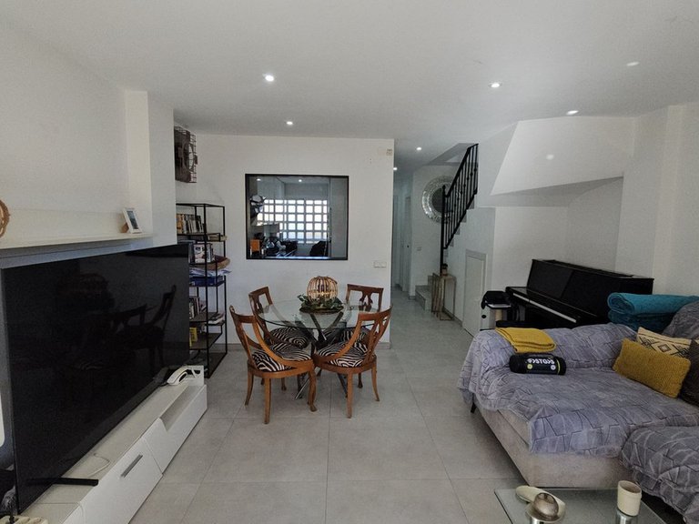Villa for Sale in Estepona, Malaga 2