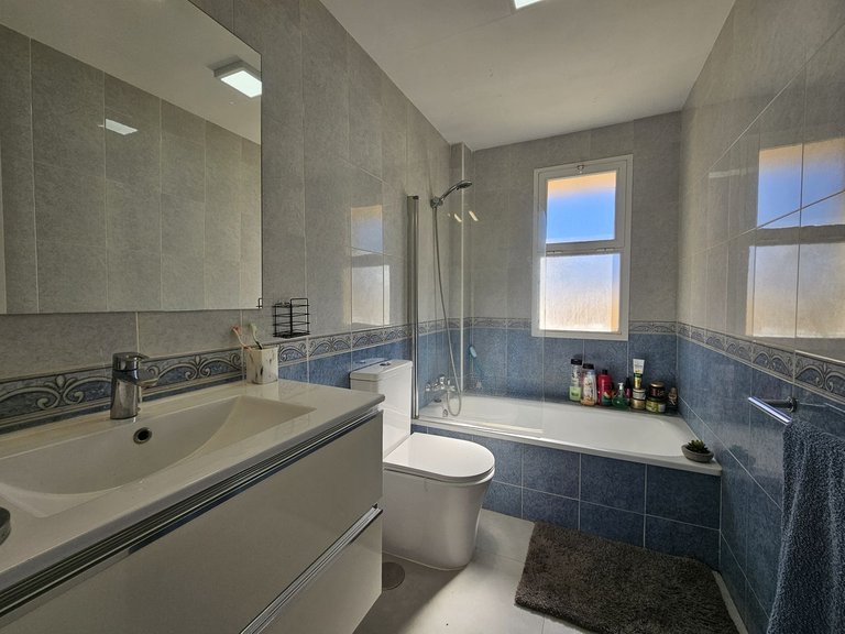 Villa for Sale in Estepona, Malaga 9