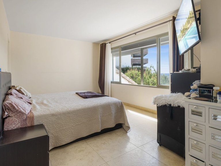 Apartment for Sale in Benahavís, Malaga 9