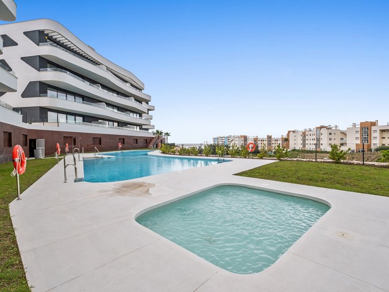 Apartment for Sale in Costa del Sol Fuengirola, Malaga 28