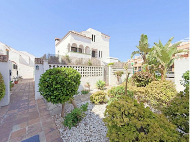 Villa for Sale in Manilva, Malaga 1