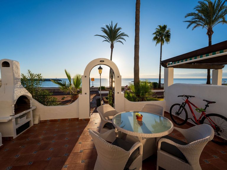 Town House for Sale in La Duquesa, Malaga 1