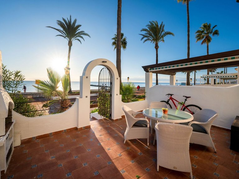 Town House for Sale in La Duquesa, Malaga 2