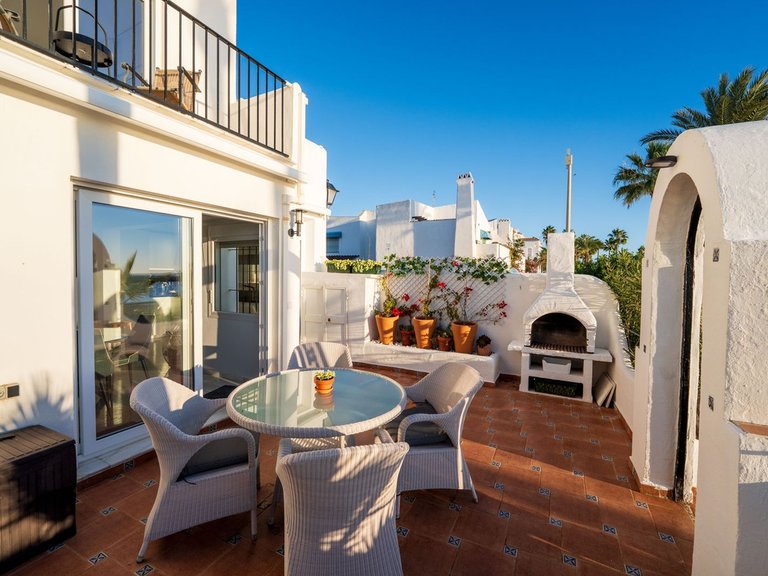 Town House for Sale in La Duquesa, Malaga 3