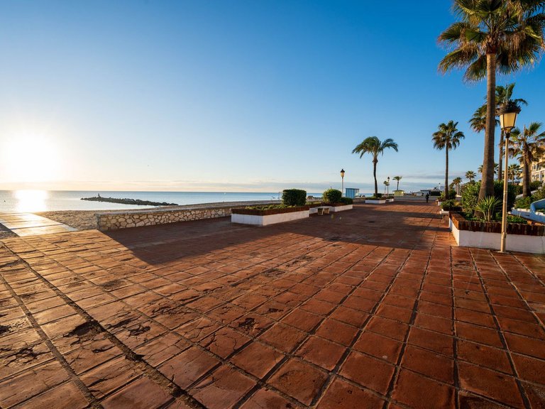Town House for Sale in La Duquesa, Malaga 33