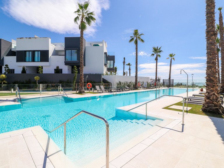 Town House for Sale in Estepona, Malaga 23