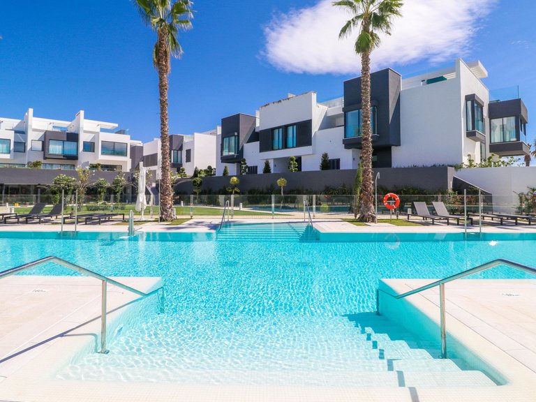 Town House for Sale in Estepona, Malaga 24