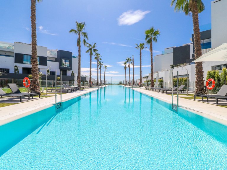 Town House for Sale in Estepona, Malaga 25