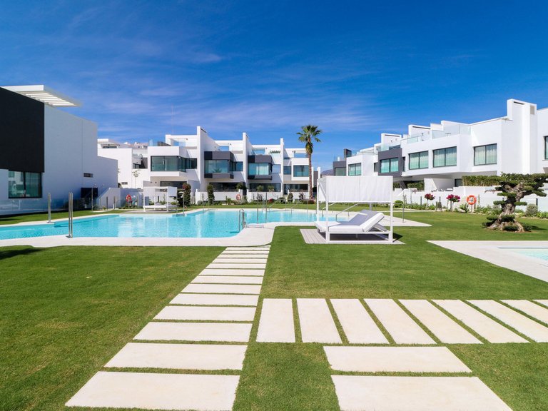 Town House for Sale in Estepona, Malaga 27