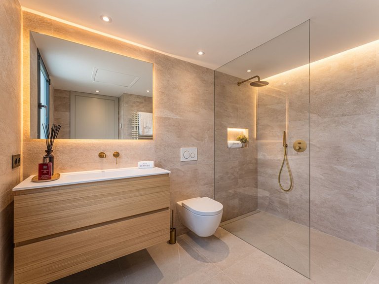 Villa for Sale in Marbella, Malaga 25