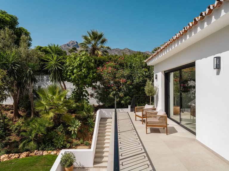 Villa for Sale in Marbella, Malaga 28