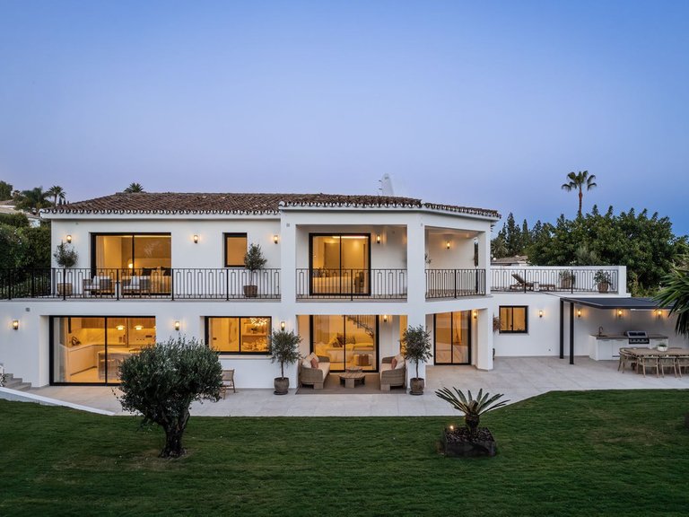 Villa for Sale in Marbella, Malaga 40