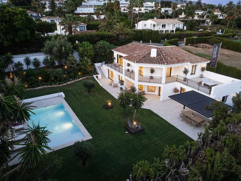 Villa for Sale in Marbella, Malaga 41