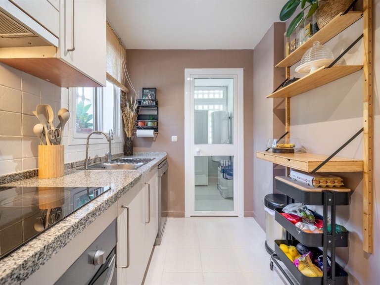 Apartment for Sale in La Quinta, Malaga 11