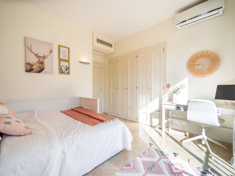 Apartment for Sale in La Quinta, Malaga 22