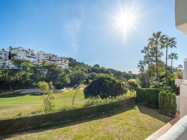 Apartment for Sale in La Quinta, Malaga 9