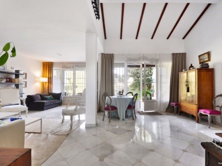 Town House for Sale in Guadalmina Alta, Malaga 11