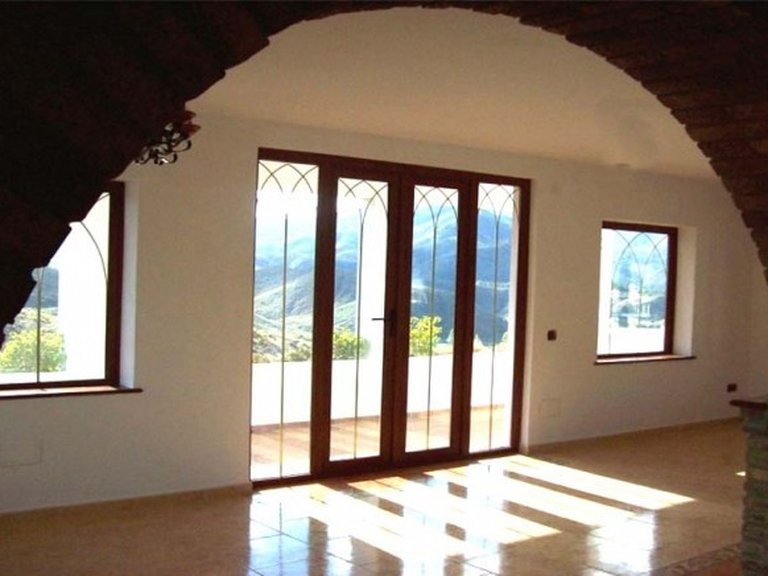 Villa for Sale in Inland Alhaurin El Grande, Malaga 23