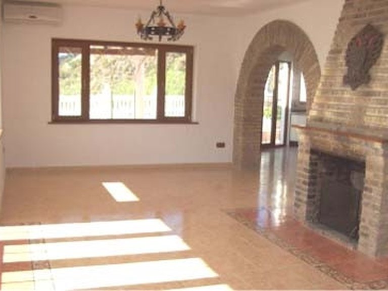 Villa for Sale in Inland Alhaurin El Grande, Malaga 29