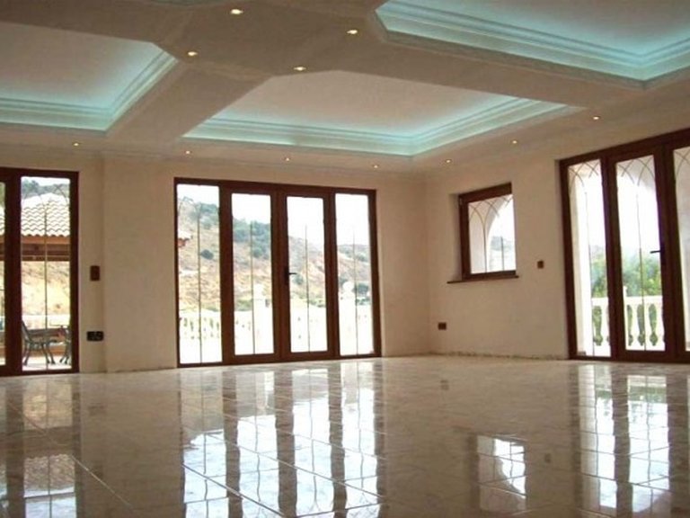 Villa for Sale in Inland Alhaurin El Grande, Malaga 8