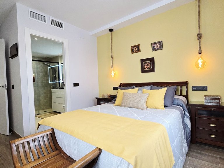 Apartment for Sale in Nueva Andalucía, Malaga 11