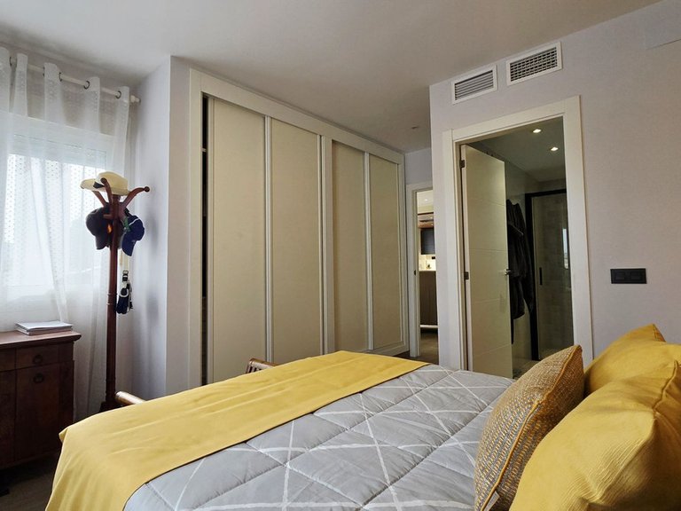 Apartment for Sale in Nueva Andalucía, Malaga 12