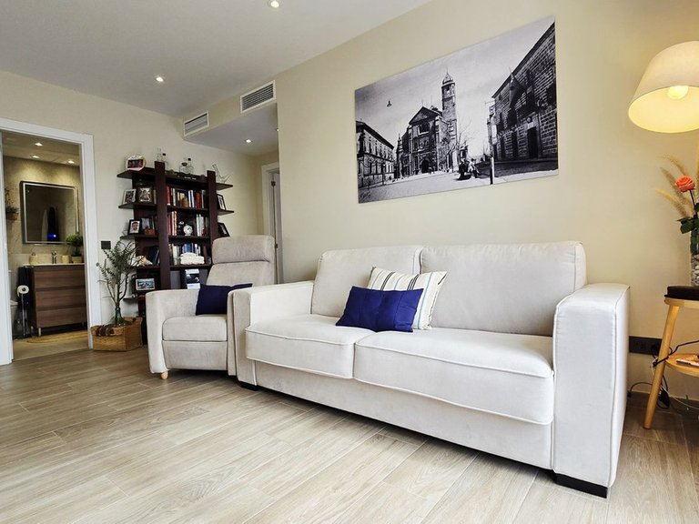 Apartment for Sale in Nueva Andalucía, Malaga 19