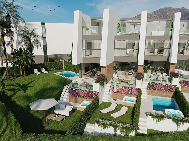 Town House for Sale in Fuengirola, Malaga 4